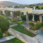 Ktima Nikola Marmari (Evia)