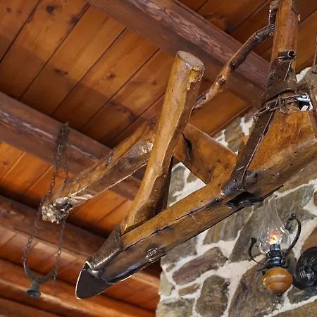 Ktima Nikola Marmari (Evia)