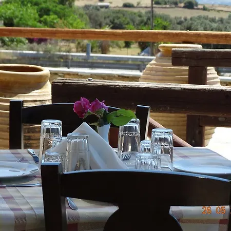 Ktima Nikola Marmari (Evia)